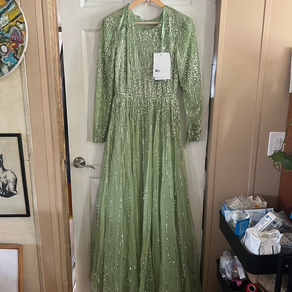 Mac Duggal Green Sequin Long Sleeve Gown - Picture 4 of 5
